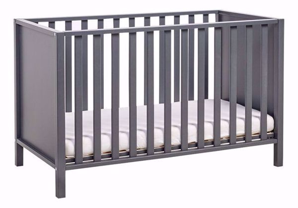 Afbeelding van Babybed + donsdeken en bedlinnen + slaapzakken in verschillende maten